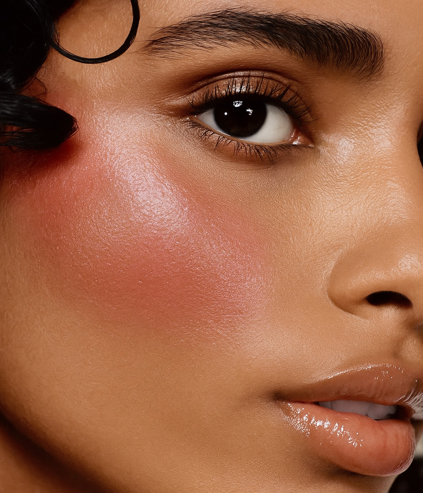 Studio de direction artistique Paris, identité visuelle, eshop et charte Instagram pour l'Armoire à beauté, cosmétique par Halley&Co - Direction artistique visuels